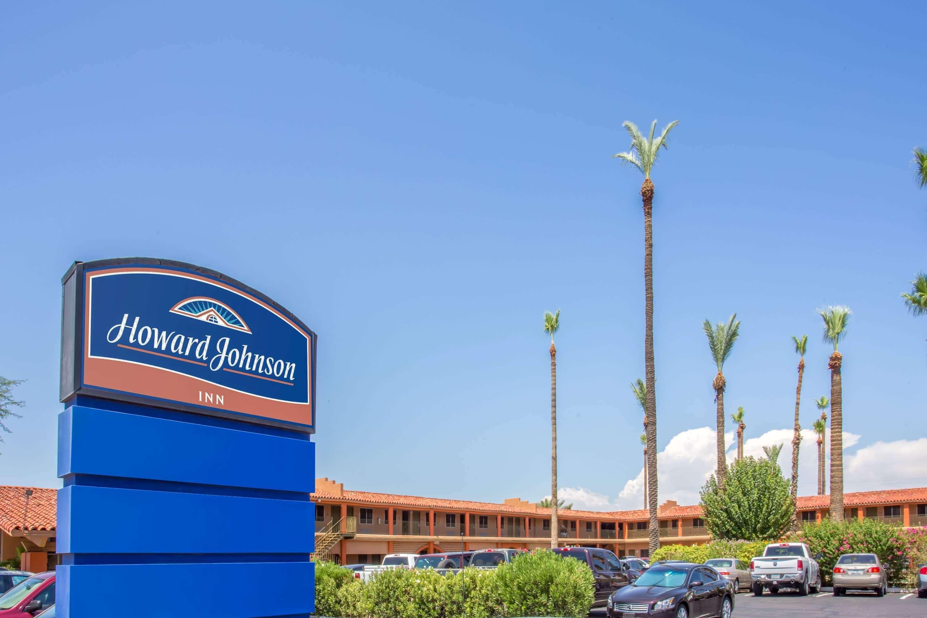 Howard Johnson By Wyndham Phoenix Airport/Downtown Area Bagian luar foto